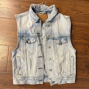 American Eagle denim vest, size XS